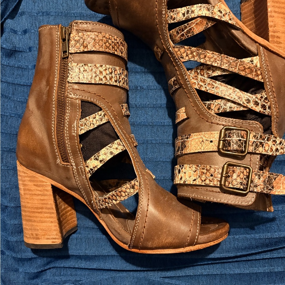 Freebird Brown and Tan Strappy Ankle Boots size 8 great shape